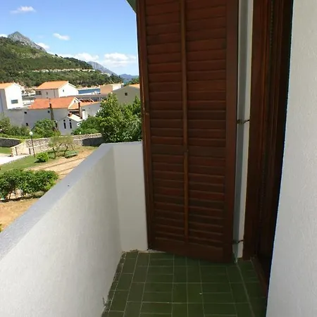 Apartment Donja Vala 2732a Drvenik (Split-Dalmatia)